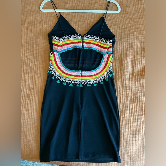 Alice + Olivia mini dress - size 6 fits like size 2/4! - Picture 2 of 10